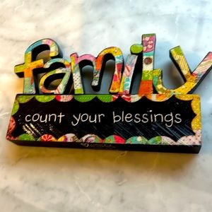Demdaco “Family” Sign 7.5x5